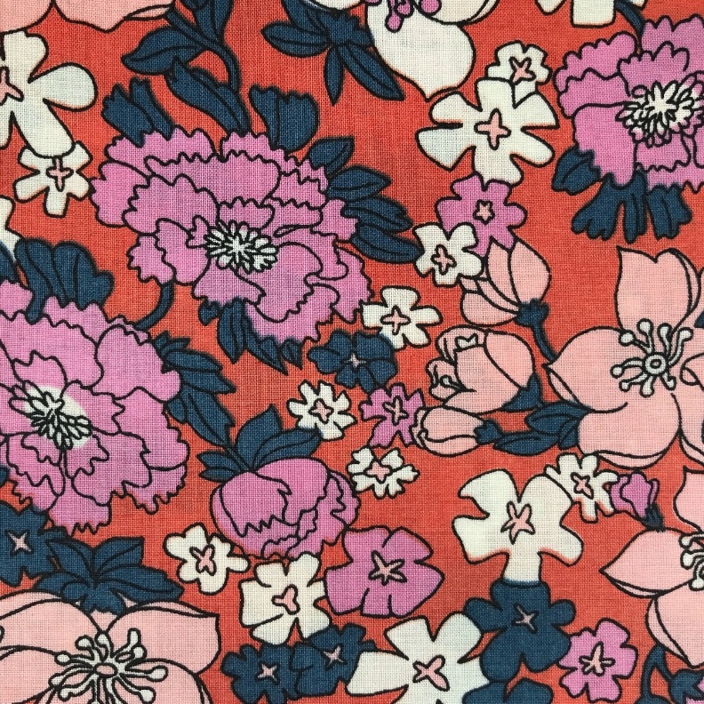 Retro flora mask